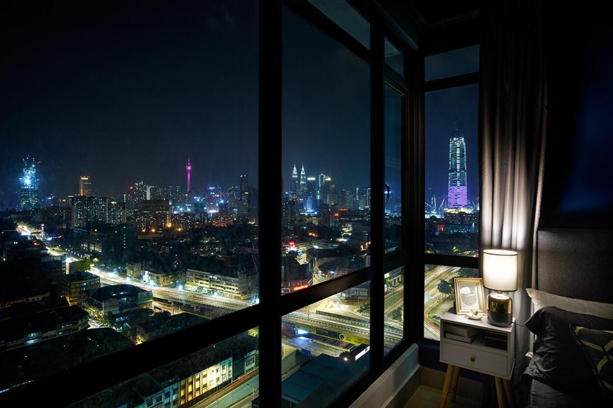 One Residences Near Trx Exchange Mall By Birdy * Kuala Lumpur