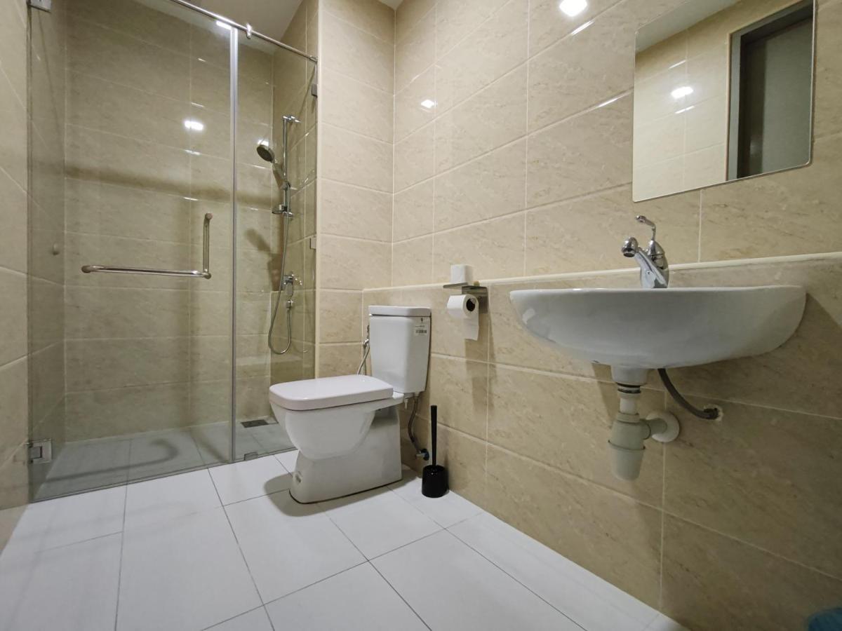 One Residences Near Trx Exchange Mall By Birdy Pangsapuri Kuala Lumpur