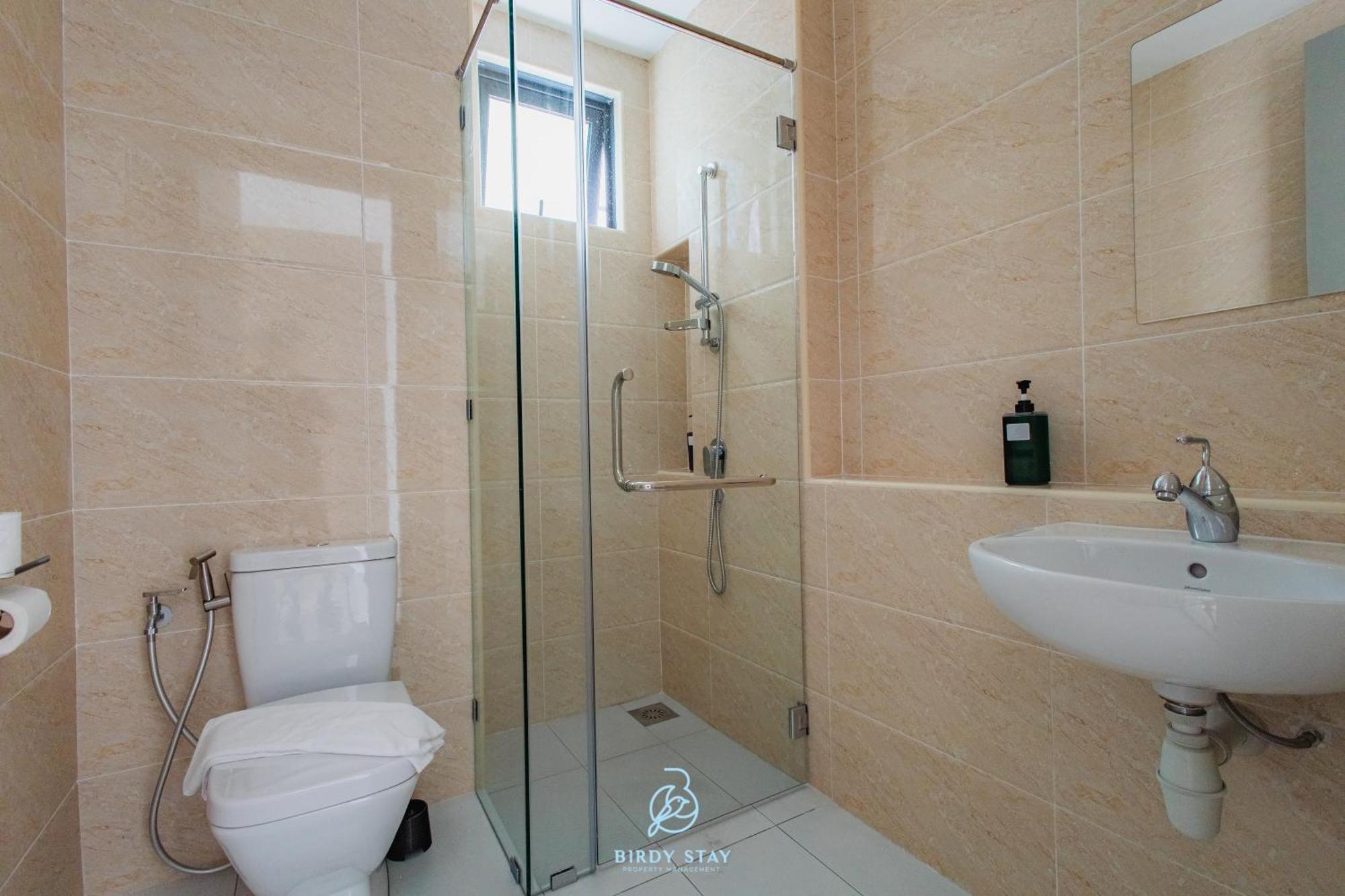 Pangsapuri One Residences Near Trx Exchange Mall By Birdy *